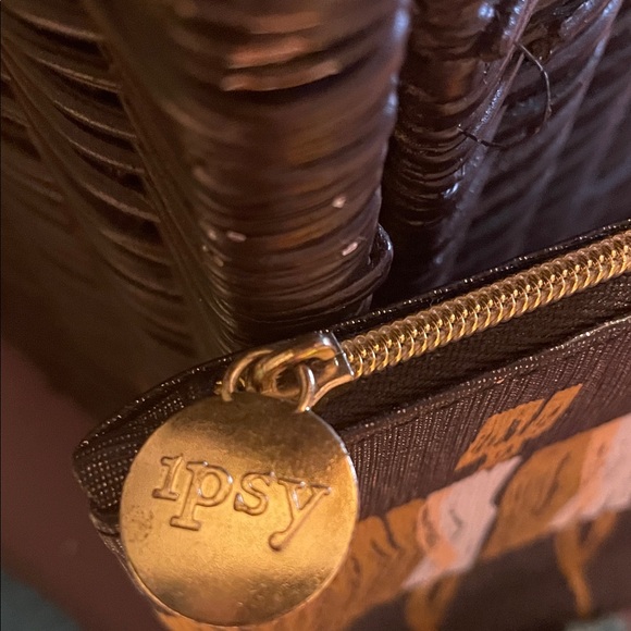 ipsy Black and Yellow Artistic Clutch - Picture 2 of 4